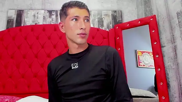 jay Bluee1 online show from December 4, 2025, 9:01 pm