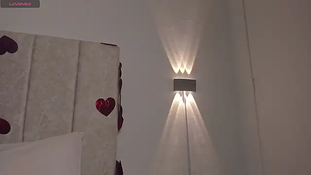 Snapshot of Scarlett_Lee1 chatting on February 23, 2026, 11:02 pm Scarlett Lee1 online show from February 23, 2026, 11:02 pm