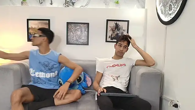 BIG COCKS online show from December 16, 2025, 7:35 am