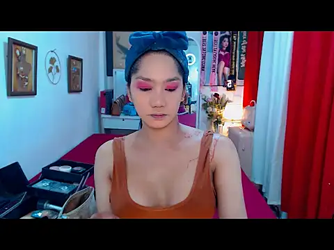 UrScreenGoddess online show from December 18, 2025, 8:59 pm