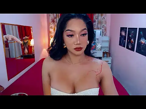 Snapshot of UrScreenGoddess chatting on July 4, 2026, 2:40 am UrScreenGoddess online show from July 4, 2026, 2:40 am