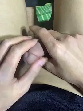 anh-soi123 online show from April 7, 2026, 4:18 pm