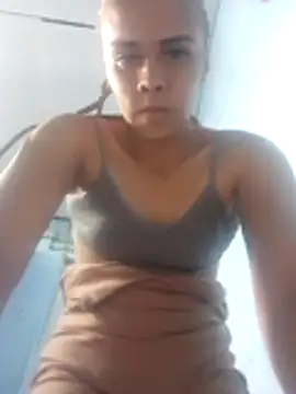 Isabella Evanss online show from April 23, 2026, 8:22 pm