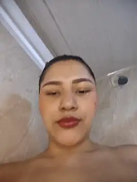 Julia-Blair online show from April 6, 2026, 5:47 pm