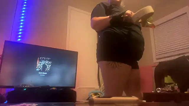 Snapshot of Ally-katt chatting on February 6, 2026, 5:34 am Ally-katt online show from February 6, 2026, 5:34 am