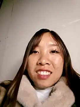 Minsssa20 online show from January 8, 2026, 11:34 am