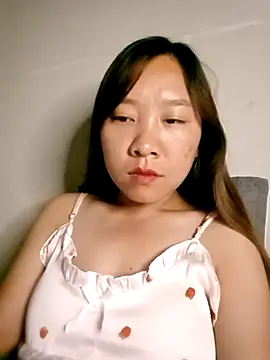 Minsssa20 online show from April 14, 2026, 10:49 pm