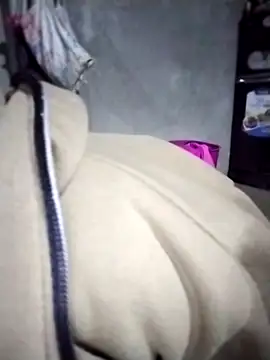 iam-eli online show from December 20, 2025, 11:23 pm