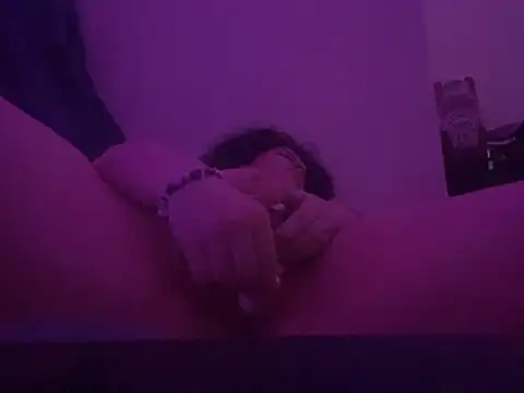 Snapshot of shaskittles_ chatting on January 8, 2026, 7:54 am shaskittles online show from January 8, 2026, 7:54 am