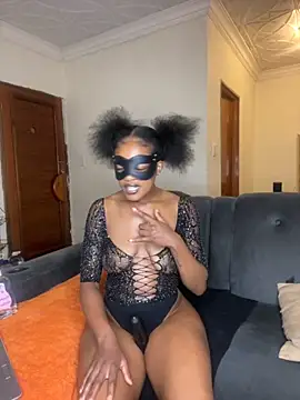 Fancy Face28 online show from January 5, 2026, 10:35 pm