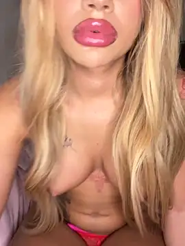 Danielaa 2005 online show from February 23, 2026, 5:10 pm