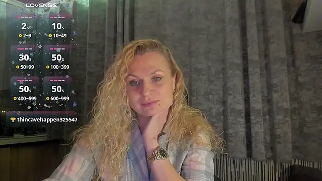 LanaLight x online show from April 9, 2026, 8:36 pm