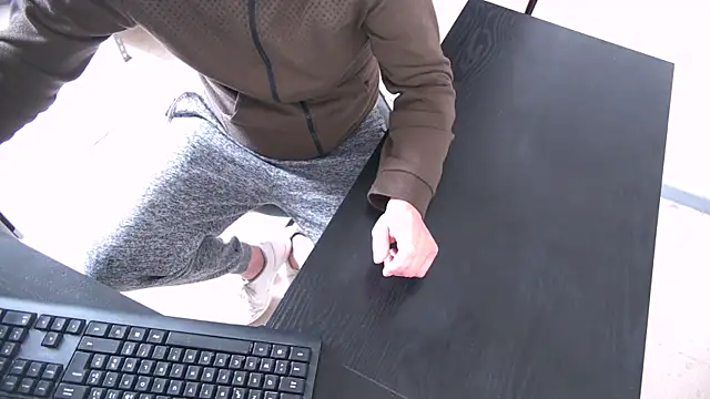 Snapshot of TRESBONNEBITE chatting on February 13, 2026, 2:35 pm TRESBONNEBITE online show from February 13, 2026, 2:35 pm