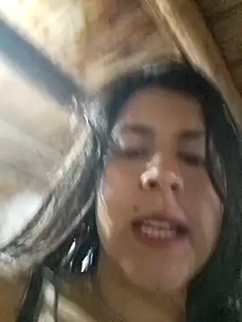 Snapshot of Estefanny_Lolyy chatting on March 10, 2026, 11:43 pm Estefanny Lolyy online show from March 10, 2026, 11:43 pm