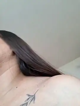 Snapshot of adele_69 chatting on December 17, 2025, 5:08 pm adele 69 online show from December 17, 2025, 5:08 pm