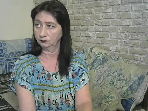 GraceBrist3 online show from April 6, 2026, 5:41 am