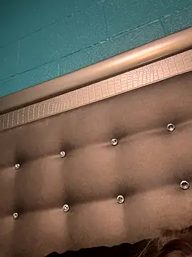 Snapshot of kenziebby0202 chatting on December 1, 2025, 9:14 am kenziebby0202 online show from December 1, 2025, 9:14 am