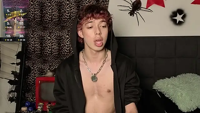 Snapshot of Otter_Starr chatting on December 19, 2025, 1:01 am Otter Starr online show from December 19, 2025, 1:01 am