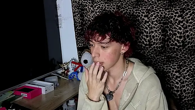 Snapshot of Otter_Starr chatting on February 2, 2026, 2:43 am Otter Starr online show from February 2, 2026, 2:43 am