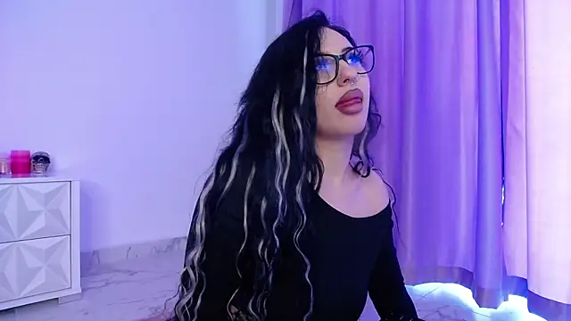 RavenFoxxy online show from May 30, 2026, 5:37 am