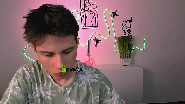 leo valor online show from December 17, 2025, 7:31 pm