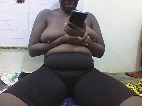 Snapshot of chocolatey_pussy chatting on January 7, 2026, 5:54 am chocolatey pussy online show from January 7, 2026, 5:54 am