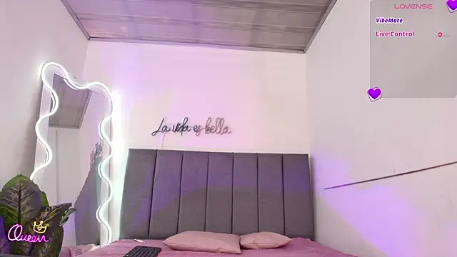 CHEERRY TAY1 online show from February 12, 2026, 7:20 pm