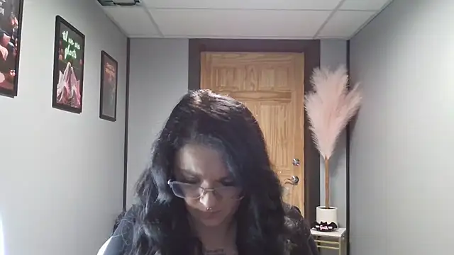 Snapshot of Natalia5Nash chatting on December 15, 2025, 5:06 pm Natalia5Nash online show from December 15, 2025, 5:06 pm