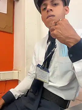 Snapshot of vispera chatting on January 13, 2026, 6:46 pm vispera online show from January 13, 2026, 6:46 pm