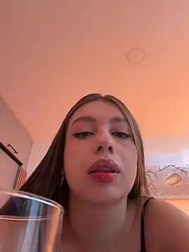 Snapshot of saracavali chatting on April 25, 2026, 7:22 pm saracavali online show from April 25, 2026, 7:22 pm