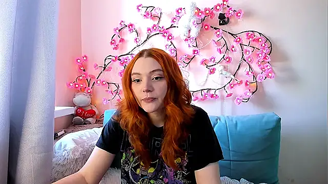 Ungoliant Kiss online show from May 17, 2026, 11:17 am
