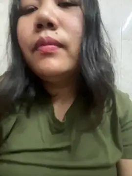 Snapshot of kukunightgirl chatting on December 21, 2025, 7:43 pm kukunightgirl online show from December 21, 2025, 7:43 pm