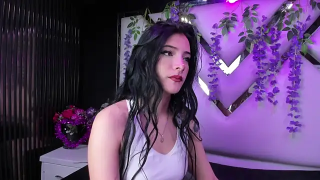 liinzy rouse69 online show from April 7, 2026, 2:06 pm