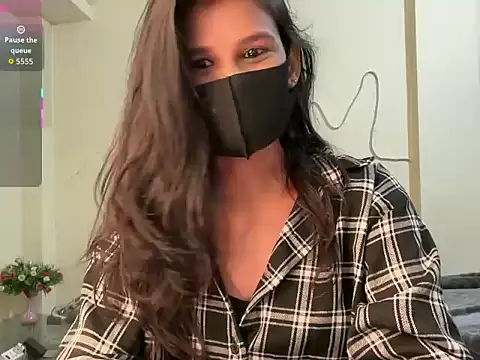 Snapshot of lovely_monisha chatting on January 6, 2026, 9:39 pm lovely monisha online show from January 6, 2026, 9:39 pm