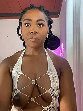 Snapshot of Cynthia_es chatting on February 20, 2026, 5:13 pm Cynthia es online show from February 20, 2026, 5:13 pm