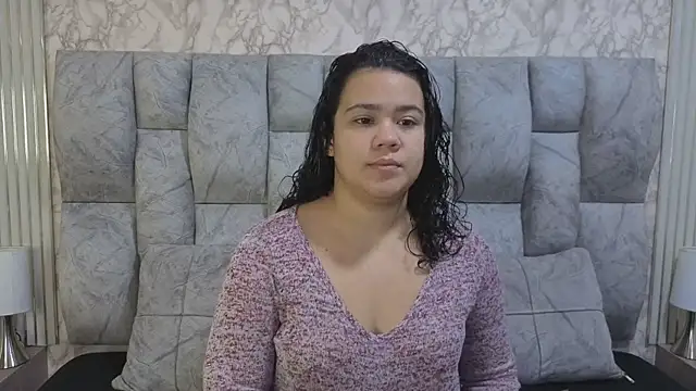 ValeryMorales online show from May 11, 2026, 11:27 am