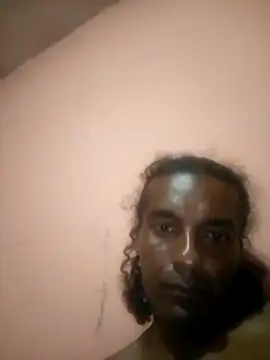 Snapshot of pollowason83 chatting on December 4, 2025, 12:42 am pollowason83 online show from December 4, 2025, 12:42 am