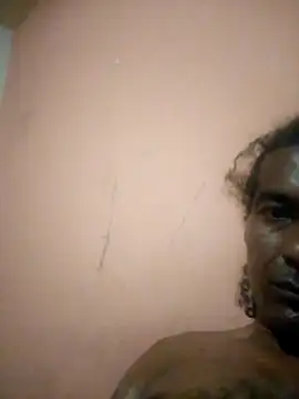 Snapshot of pollowason83 chatting on February 18, 2026, 2:07 am pollowason83 online show from February 18, 2026, 2:07 am