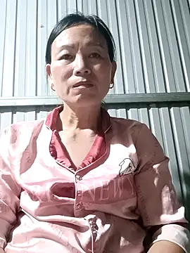 Lili-123k online show from May 25, 2026, 10:43 am