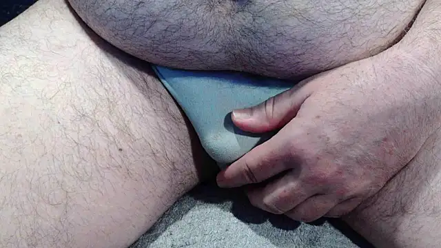 dadbodsensei  online show from April 15, 2026, 12:23 pm