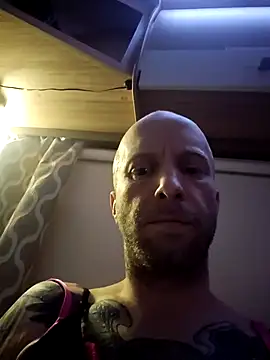 scotbhoyscott online show from January 11, 2026, 3:33 am