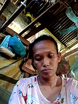 shimmirlyn 89 online show from March 31, 2026, 6:25 am