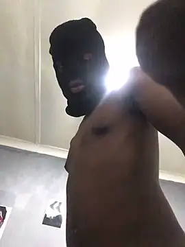 Pound5King online show from April 5, 2026, 8:39 pm