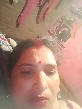 Your-shreya143 online show from February 6, 2026, 11:30 pm