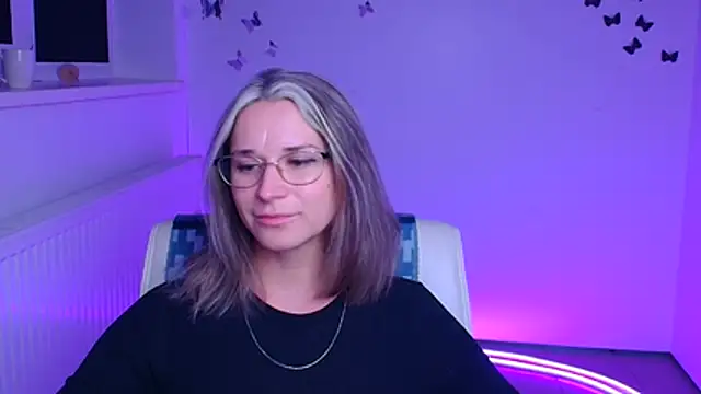 Snapshot of Melodie_Aster chatting on January 14, 2026, 12:22 pm Melodie Aster online show from January 14, 2026, 12:22 pm