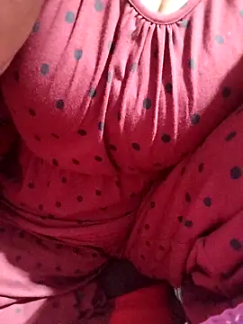 hottyrose69 online show from January 6, 2026, 4:32 pm