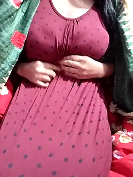 hottyrose69 online show from January 7, 2026, 4:37 am