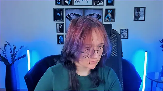 Sylvia Reed online show from January 12, 2026, 10:09 am