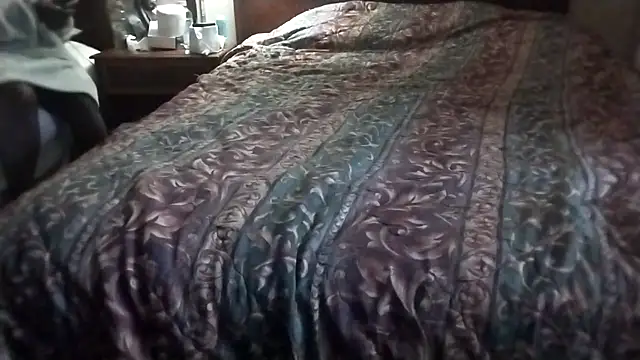 esirdrops3 online show from October 26, 2025, 7:14 am