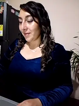 Snapshot of Valeria_montana_ chatting on December 18, 2025, 11:22 pm Valeria montana online show from December 18, 2025, 11:22 pm